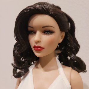 17" Tonner - DeeAnna Denton - Va, Va, Voom! - Brunette - Doll